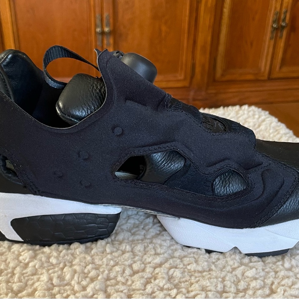 Reebok Bounty Hunter x Atmos x Packer x InstaPump Fury Black White, Size 9 - Picture 5 of 13